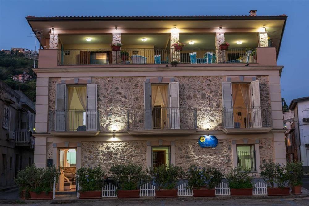 Bed and Breakfast Casa Del Sole à Nicotera Extérieur photo
